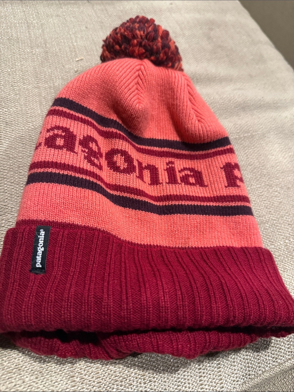 Patagonia  Beanie in Coral & Burgundy